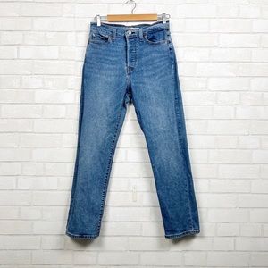 Levi's Wedgie Strait Ankle Jeans